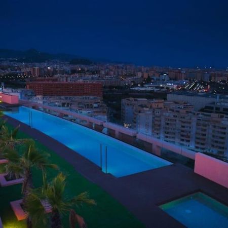 Precioso Alojamiento En La Mejor Zona De Малага Екстериор снимка