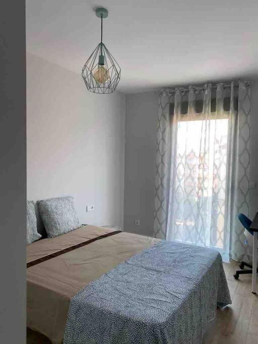 Precioso Alojamiento En La Mejor Zona De Малага Екстериор снимка